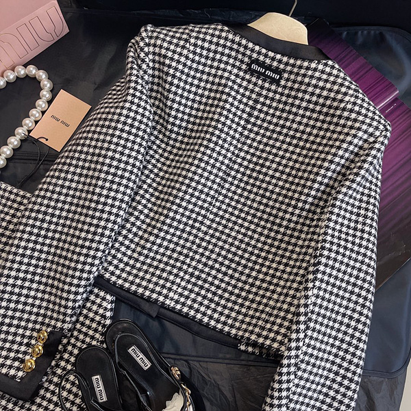 e1e810b93f8a82ae61d7174370e1910e_1675952613_2017.jpg e1e810b93f8a82ae61d7174370e1910e_1675952613_2017.jpg