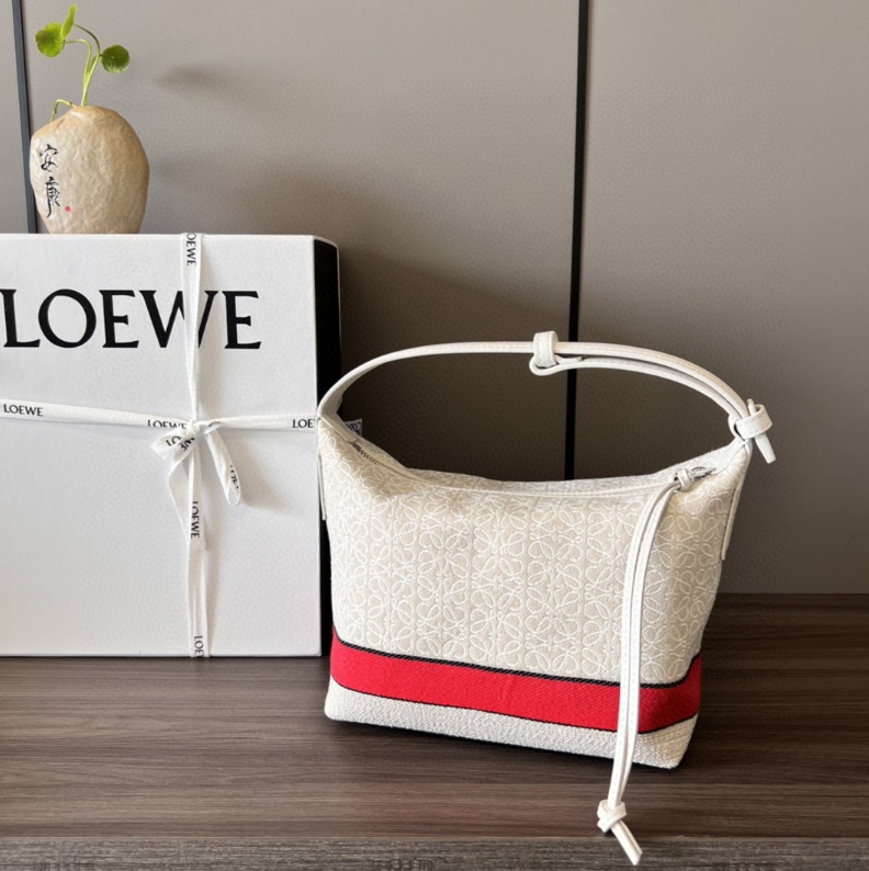 ae4aa43557a1c939a9b6563373722bef_1684167595_0178.jpg ae4aa43557a1c939a9b6563373722bef_1684167595_0178.jpg