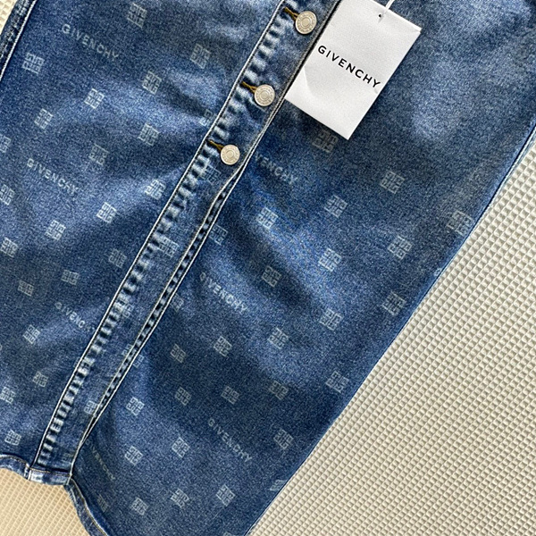 4ac50808618596a78090919d76da149c_1689176225_7707.jpg 4ac50808618596a78090919d76da149c_1689176225_7707.jpg