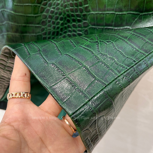 b074bbaf5a0942dbeee6e847548f851c_1695732288_8687.jpg b074bbaf5a0942dbeee6e847548f851c_1695732288_8687.jpg