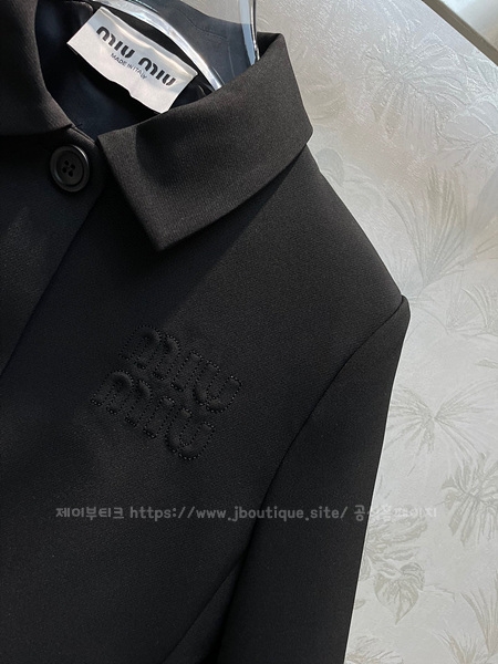 c228b50443c9d262cb6ed314b46ce757_1695400375_4394.jpg c228b50443c9d262cb6ed314b46ce757_1695400375_4394.jpg