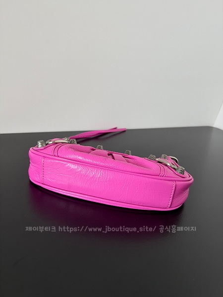 0366e21a1e43c6a5d8c1f401e056d049_1697217123_2533.jpg 0366e21a1e43c6a5d8c1f401e056d049_1697217123_2533.jpg