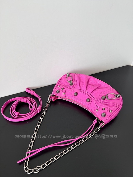 0366e21a1e43c6a5d8c1f401e056d049_1697217124_6064.jpg 0366e21a1e43c6a5d8c1f401e056d049_1697217124_6064.jpg