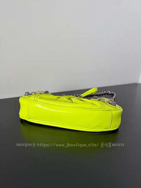 0366e21a1e43c6a5d8c1f401e056d049_1697217130_2035.jpg 0366e21a1e43c6a5d8c1f401e056d049_1697217130_2035.jpg