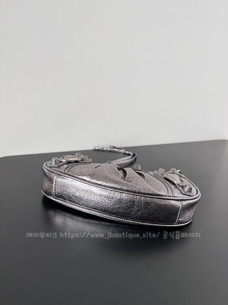 0366e21a1e43c6a5d8c1f401e056d049_1697217147_57.jpg 0366e21a1e43c6a5d8c1f401e056d049_1697217147_57.jpg