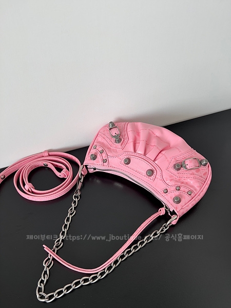 0366e21a1e43c6a5d8c1f401e056d049_1697217168_9657.jpg 0366e21a1e43c6a5d8c1f401e056d049_1697217168_9657.jpg