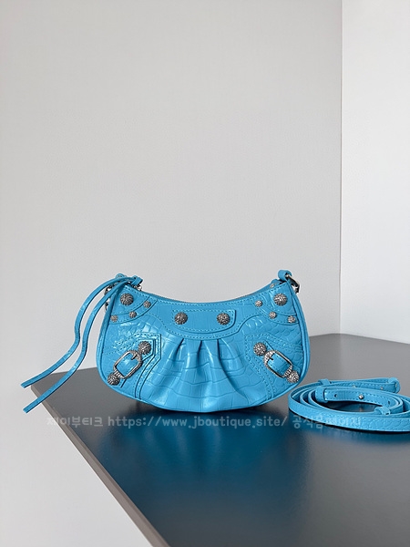 0366e21a1e43c6a5d8c1f401e056d049_1697217171_2429.jpg 0366e21a1e43c6a5d8c1f401e056d049_1697217171_2429.jpg