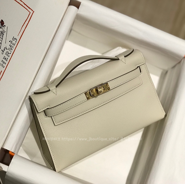 0e089b47286d0f62370781b0b3215f82_1697224685_1509.jpg 0e089b47286d0f62370781b0b3215f82_1697224685_1509.jpg