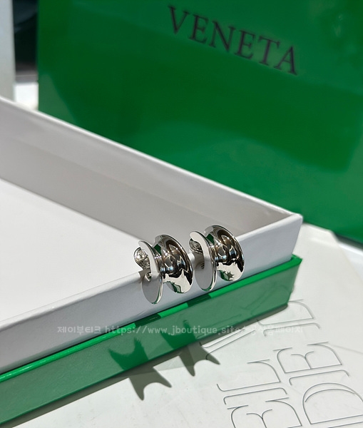 2b9d960bc486e789829e6768fe6b689a_1697543522_7565.jpg 2b9d960bc486e789829e6768fe6b689a_1697543522_7565.jpg