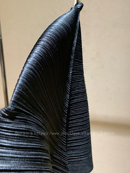 8e114a03d68b0d46d83e48afb0dae1fd_1696880624_9632.jpg 8e114a03d68b0d46d83e48afb0dae1fd_1696880624_9632.jpg