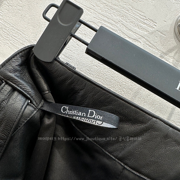 8e114a03d68b0d46d83e48afb0dae1fd_1696881774_8356.jpg 8e114a03d68b0d46d83e48afb0dae1fd_1696881774_8356.jpg