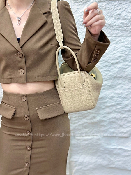 a7141064555ff292fee467db468dd866_1697223653_6777.jpg a7141064555ff292fee467db468dd866_1697223653_6777.jpg