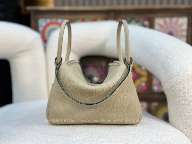 a7141064555ff292fee467db468dd866_1697223659_2414.jpg a7141064555ff292fee467db468dd866_1697223659_2414.jpg