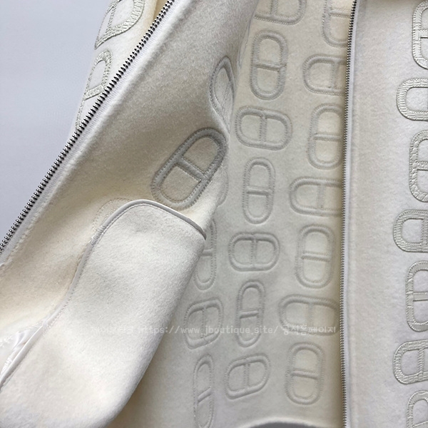 c02cfbac053594a87b5223eff8215767_1696152047_3839.jpg c02cfbac053594a87b5223eff8215767_1696152047_3839.jpg