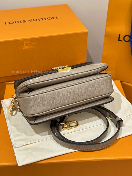 dbdd6a818b80a6f7f3aea78110e83217_1698304173_8412.jpg dbdd6a818b80a6f7f3aea78110e83217_1698304173_8412.jpg