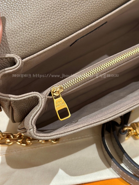 dbdd6a818b80a6f7f3aea78110e83217_1698304175_3641.jpg dbdd6a818b80a6f7f3aea78110e83217_1698304175_3641.jpg