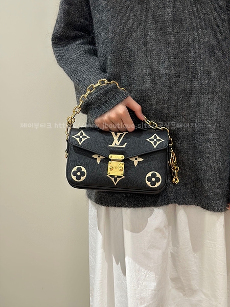 dbdd6a818b80a6f7f3aea78110e83217_1698304410_6591.jpg dbdd6a818b80a6f7f3aea78110e83217_1698304410_6591.jpg