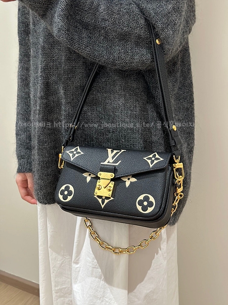 dbdd6a818b80a6f7f3aea78110e83217_1698304412_0915.jpg dbdd6a818b80a6f7f3aea78110e83217_1698304412_0915.jpg