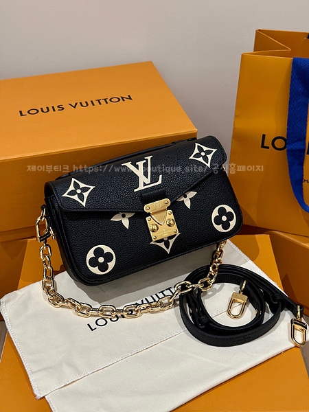 dbdd6a818b80a6f7f3aea78110e83217_1698304464_6606.jpg dbdd6a818b80a6f7f3aea78110e83217_1698304464_6606.jpg