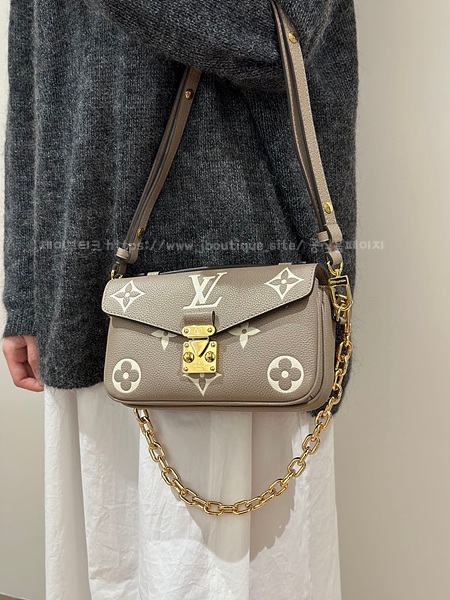 e989a5ae955f96d64b6217e5515b5b69_1698304169_0288.jpg e989a5ae955f96d64b6217e5515b5b69_1698304169_0288.jpg