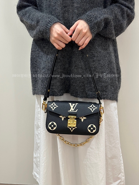 e989a5ae955f96d64b6217e5515b5b69_1698304412_5447.jpg e989a5ae955f96d64b6217e5515b5b69_1698304412_5447.jpg