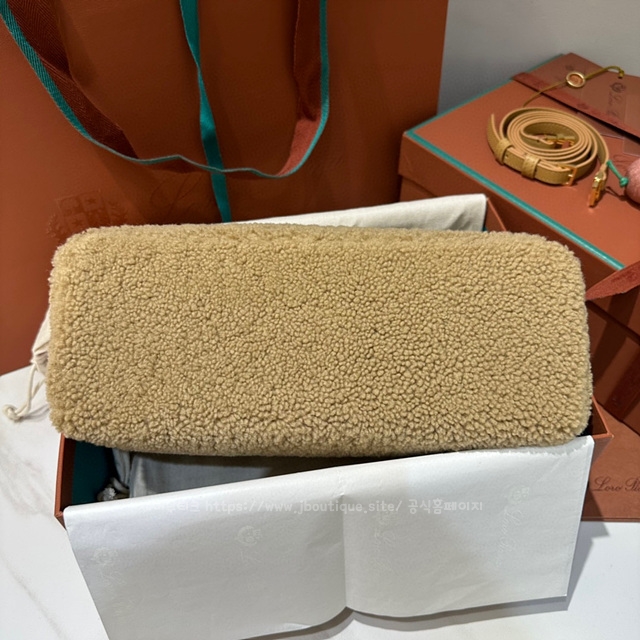 27f3e01c6ecca6fca2253fe7d72e4b34_1700555901_8906.jpg 27f3e01c6ecca6fca2253fe7d72e4b34_1700555901_8906.jpg