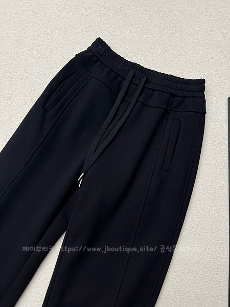 1370cde648650fb30761256dd2d38e68_1701843671_7035.jpg 1370cde648650fb30761256dd2d38e68_1701843671_7035.jpg