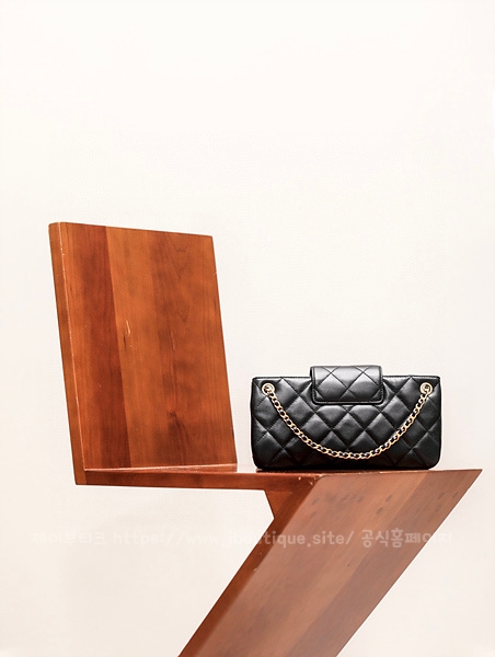 313fafadca7737de8b2c258b3f83dc18_1703789042_007.jpg 313fafadca7737de8b2c258b3f83dc18_1703789042_007.jpg