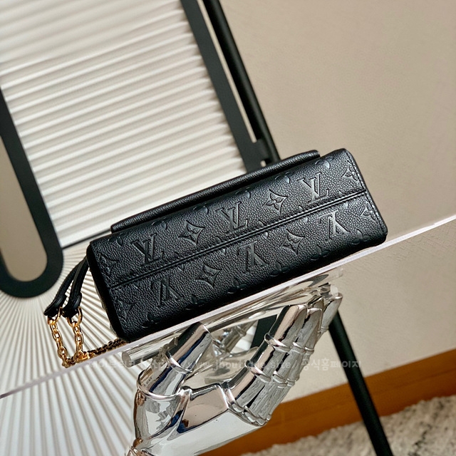 b409cc67baf0172bec71822febf3a707_1705672283_7156.jpg b409cc67baf0172bec71822febf3a707_1705672283_7156.jpg