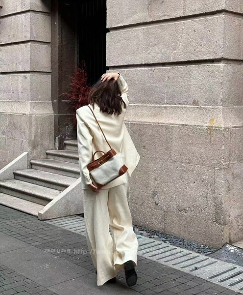 3fcc235ec65a39127fcf09e268c6ab3d_1721822707_573.jpg 3fcc235ec65a39127fcf09e268c6ab3d_1721822707_573.jpg