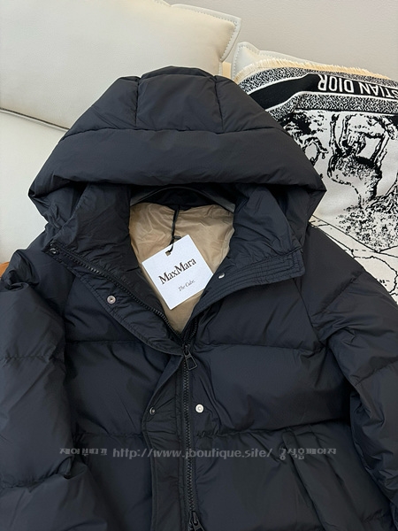 9a1236075f91fd72747d39b75f699b2d_1727878698_6785.jpg 9a1236075f91fd72747d39b75f699b2d_1727878698_6785.jpg