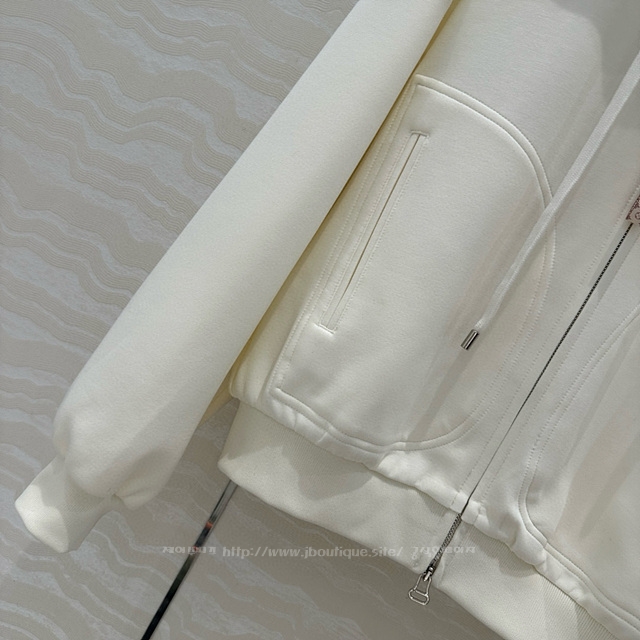 9de2579d9197189cf3946093b68e3ebd_1727885866_2518.jpg 9de2579d9197189cf3946093b68e3ebd_1727885866_2518.jpg