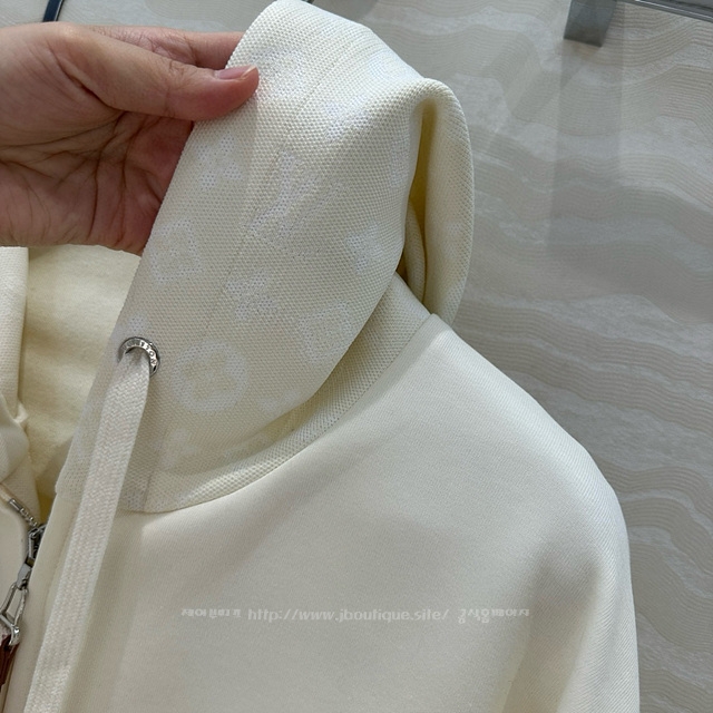 9de2579d9197189cf3946093b68e3ebd_1727885866_774.jpg 9de2579d9197189cf3946093b68e3ebd_1727885866_774.jpg