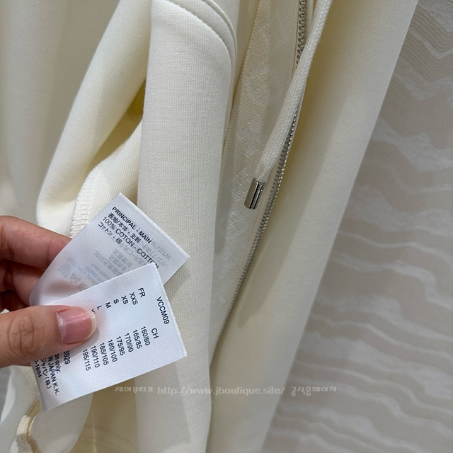 9de2579d9197189cf3946093b68e3ebd_1727885867_7409.jpg 9de2579d9197189cf3946093b68e3ebd_1727885867_7409.jpg