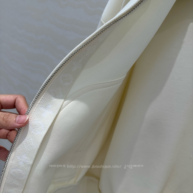 ac9cc64ef4c459938ff0c69e300e0e72_1727885867_2205.jpg ac9cc64ef4c459938ff0c69e300e0e72_1727885867_2205.jpg