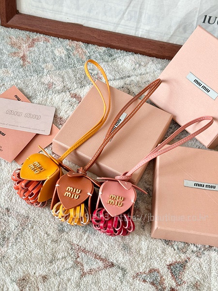 741fe41f60b122b989df7392397922b9_1731494348_3365.jpg 741fe41f60b122b989df7392397922b9_1731494348_3365.jpg