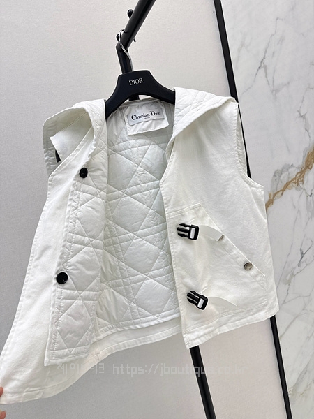 edb991e3825b208d18871164b8f9ac64_1732824051_4559.jpg edb991e3825b208d18871164b8f9ac64_1732824051_4559.jpg