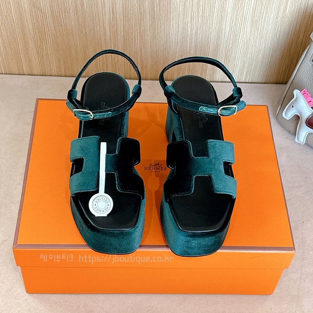 490dbc254f7ece9cc6083c03833323f1_1734019123_0517.jpg 490dbc254f7ece9cc6083c03833323f1_1734019123_0517.jpg