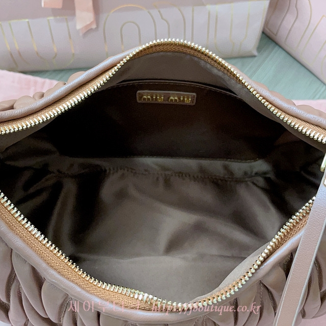 7d5b76c0a42a0185907ea4d2dd9da45a_1734730129_0504.jpg 7d5b76c0a42a0185907ea4d2dd9da45a_1734730129_0504.jpg