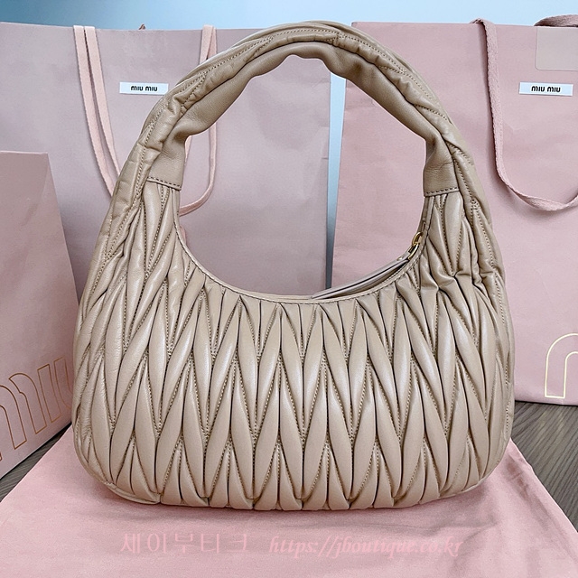 7d5b76c0a42a0185907ea4d2dd9da45a_1734730250_9825.jpg 7d5b76c0a42a0185907ea4d2dd9da45a_1734730250_9825.jpg