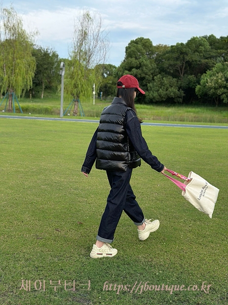 c1e7e2f44956d4b1e8f9005659941ce3_1735062892_6795.jpg c1e7e2f44956d4b1e8f9005659941ce3_1735062892_6795.jpg