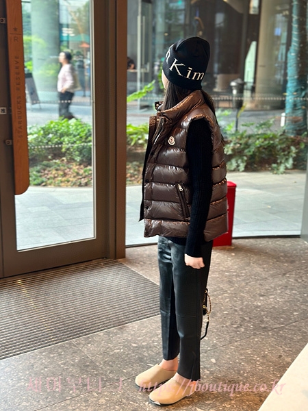 c1e7e2f44956d4b1e8f9005659941ce3_1735062954_6587.jpg c1e7e2f44956d4b1e8f9005659941ce3_1735062954_6587.jpg