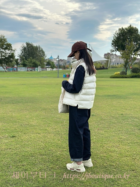 c1e7e2f44956d4b1e8f9005659941ce3_1735062966_9588.jpg c1e7e2f44956d4b1e8f9005659941ce3_1735062966_9588.jpg