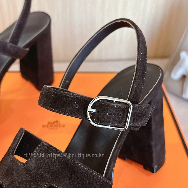 c401e62a4f7a5f6e85248558784b7405_1734015368_4086.jpg c401e62a4f7a5f6e85248558784b7405_1734015368_4086.jpg