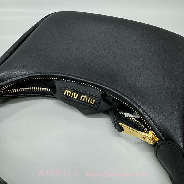 c5a8f4f4dc8435a08d56695c6147d7ea_1734981161_1658.jpg c5a8f4f4dc8435a08d56695c6147d7ea_1734981161_1658.jpg