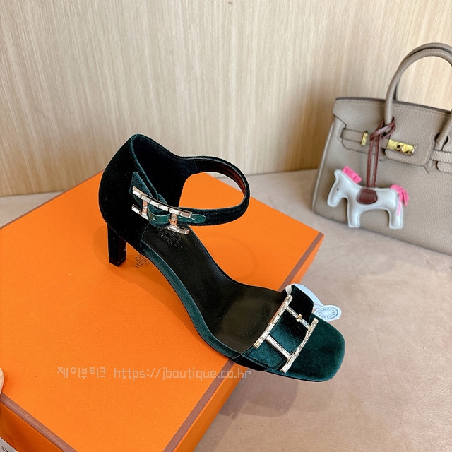 fd9e24fda5df1891d3f3618b4e78973c_1734021828_2236.jpg fd9e24fda5df1891d3f3618b4e78973c_1734021828_2236.jpg