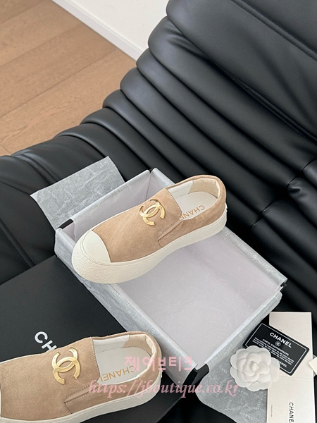 092df15a3a85815cd60c1d37b5bf5c10_1737394474_4873.jpg 092df15a3a85815cd60c1d37b5bf5c10_1737394474_4873.jpg