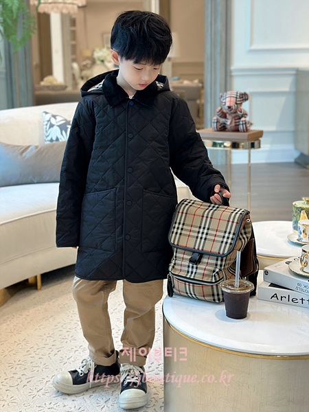 707ad9b2bd7ec451a3ffdaa2a38b9174_1736930149_7231.jpg 707ad9b2bd7ec451a3ffdaa2a38b9174_1736930149_7231.jpg