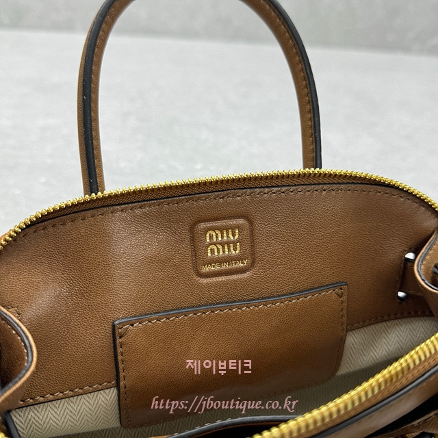 70c7487470adbfb583ac5f4de0b2426f_1736943937_1659.jpg 70c7487470adbfb583ac5f4de0b2426f_1736943937_1659.jpg