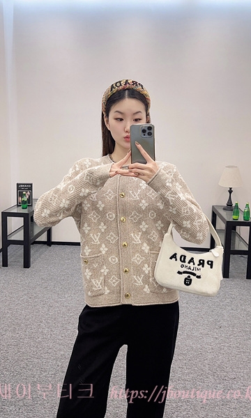 c2d4d0a7901b92a939235f24012184f9_1735912179_568.jpg c2d4d0a7901b92a939235f24012184f9_1735912179_568.jpg